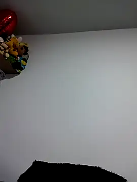 Snapshot of CHARLOTTE_1711 chatting on 10-23-25, 03:50 CHARLOTTE 1711 online show from 10-23-25, 03:50