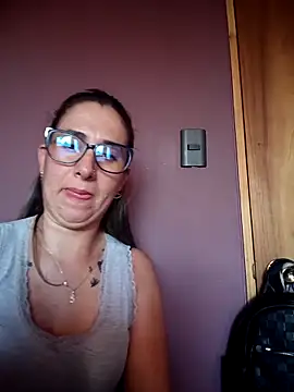 CHARLOTTE 1711 online show from 03-10-26, 09:09