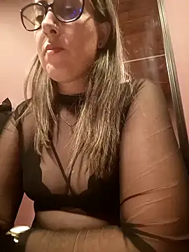 CHARLOTTE 1711 online show from 04-10-26, 03:34