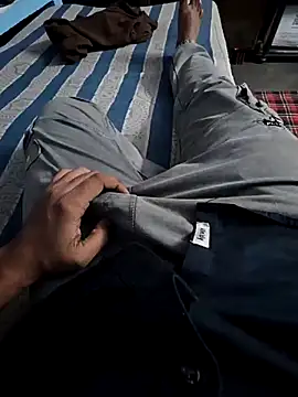 Snapshot of lusty_male69 chatting on 10-09-25, 03:21 lusty male69 online show from 10-09-25, 03:21