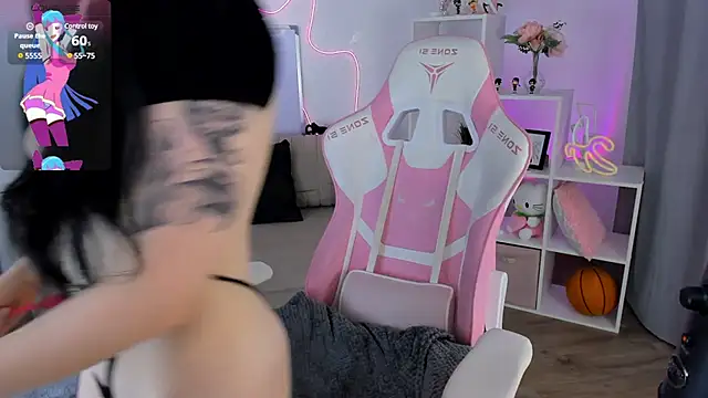 JessicaAddams online show from 01-23-25, 03:01