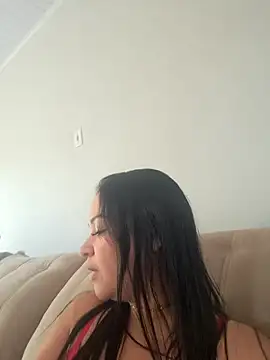 Snapshot of Novinhabonequinha3 chatting on 01-27-25, 03:50 Novinhabonequinha3 online show from 01-27-25, 03:50