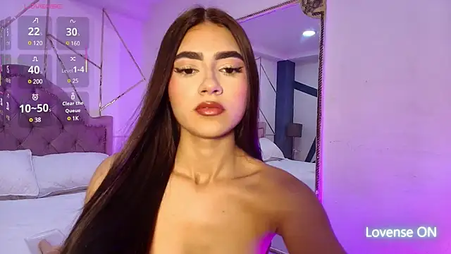 Snapshot of BellaaStorm chatting on 03-04-25, 12:55 BellaaStorm online show from 03-04-25, 12:55