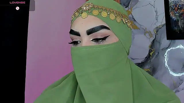 Snapshot of Maissa_Alabi chatting on 05-31-26, 05:31 Maissa Alabi online show from 05-31-26, 05:31
