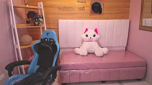 Snapshot of victoria_ricci_a chatting on 01-29-25, 07:22 victoria ricci a online show from 01-29-25, 07:22