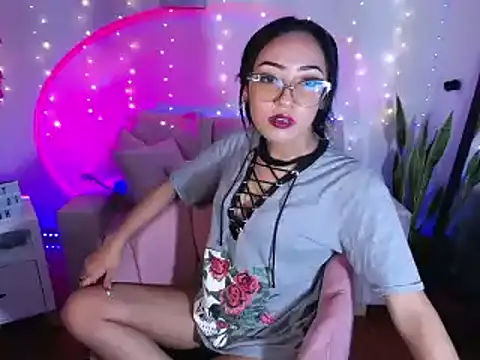 Snapshot of victoria_ricci_a chatting on 03-20-25, 01:02 victoria ricci a online show from 03-20-25, 01:02