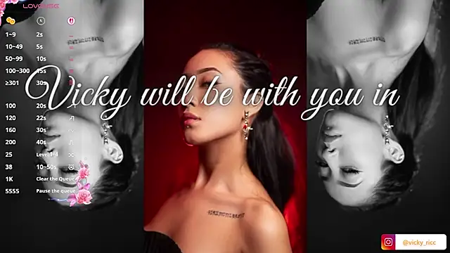 Snapshot of victoria_ricci_a chatting on 10-15-25, 04:01 victoria ricci a online show from 10-15-25, 04:01