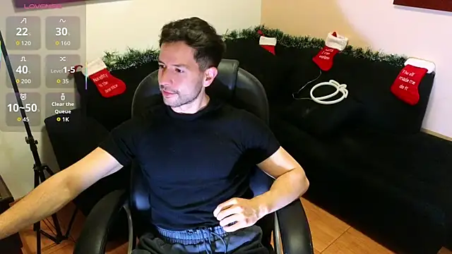 Snapshot of hairyncuteass chatting on 11-16-25, 01:33 hairyncuteass online show from 11-16-25, 01:33