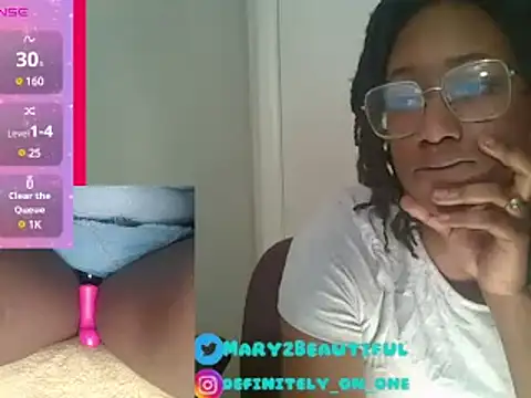 Snapshot of dragdemballznme chatting on 02-02-25, 06:10 dragdemballznme online show from 02-02-25, 06:10