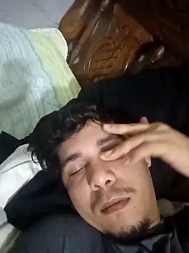 Maguito02 online show from 09-18-25, 11:34