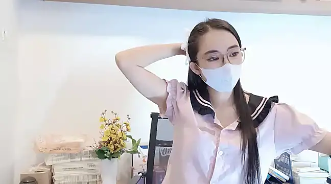 Snapshot of Lush-Office chatting on 03-18-25, 01:20 Lush-Office online show from 03-18-25, 01:20