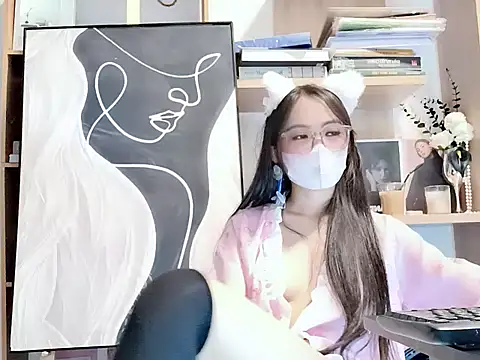 Lush-Office online show from 01-06-26, 10:52