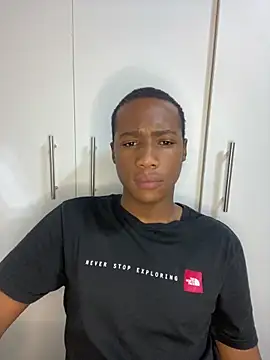 snotLoud online show from 02-23-25, 05:18