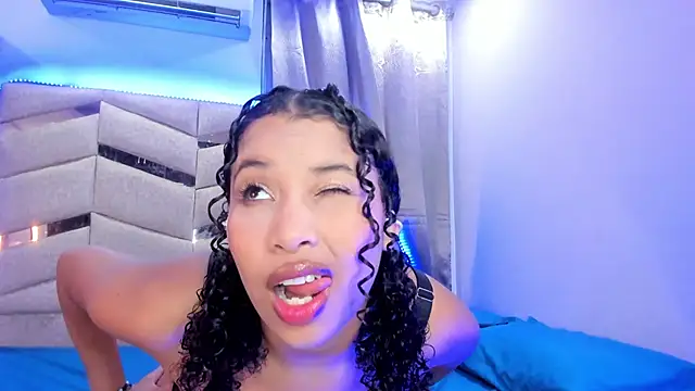 Snapshot of BrigitteRoy_ chatting on 06-06-26, 03:11 BrigitteRoy online show from 06-06-26, 03:11