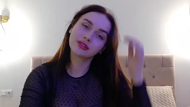 Snapshot of Lilliana_Moon chatting on 01-18-25, 01:29 Lilliana Moon online show from 01-18-25, 01:29