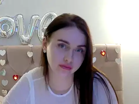 Snapshot of Lilliana_Moon chatting on 02-14-25, 04:09 Lilliana Moon online show from 02-14-25, 04:09