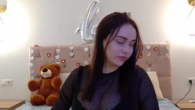 Snapshot of Lilliana_Moon chatting on 03-01-25, 10:13 Lilliana Moon online show from 03-01-25, 10:13