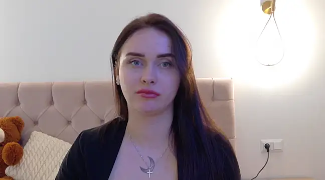 Snapshot of Lilliana_Moon chatting on 03-15-25, 12:56 Lilliana Moon online show from 03-15-25, 12:56