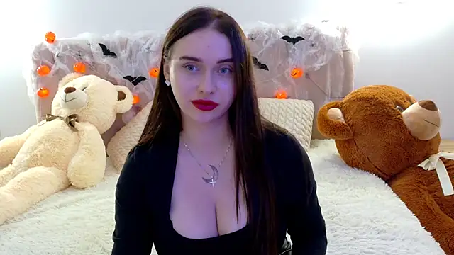 Snapshot of Lilliana_Moon chatting on 11-11-25, 10:26 Lilliana Moon online show from 11-11-25, 10:26