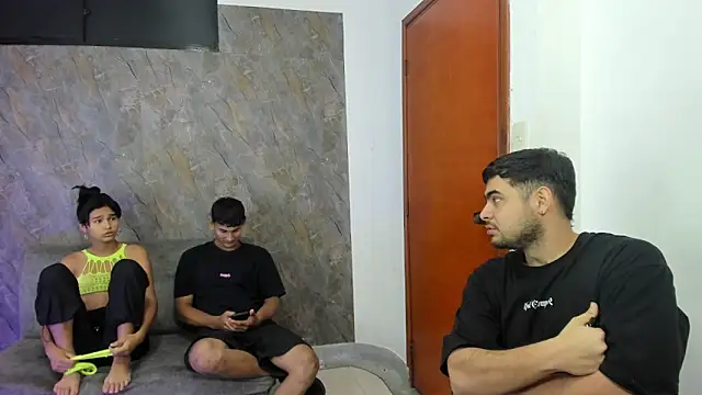 Snapshot of blueroom_party chatting on 03-08-25, 12:41 blueroom party online show from 03-08-25, 12:41