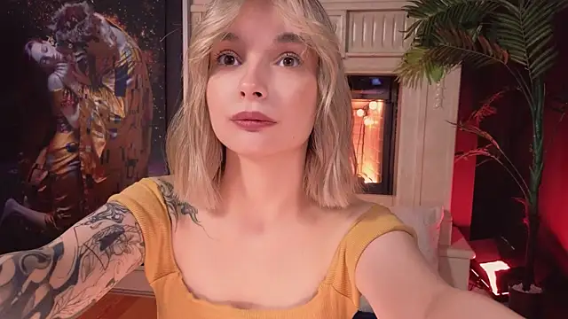 Snapshot of Bella_Alita chatting on 01-18-25, 11:33 Bella Alita online show from 01-18-25, 11:33