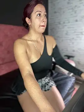 Miss  Melody online show from 01-28-25, 07:32