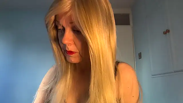 petina online show from 11-08-25, 12:27