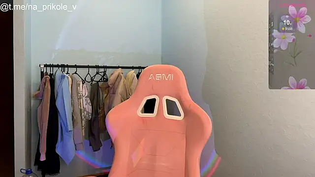 Snapshot of na_prikole_ chatting on 09-24-25, 04:43 na prikole online show from 09-24-25, 04:43