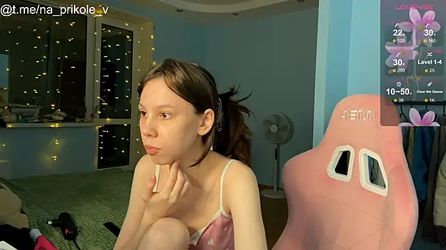 Snapshot of na_prikole_ chatting on 09-25-25, 07:06 na prikole online show from 09-25-25, 07:06