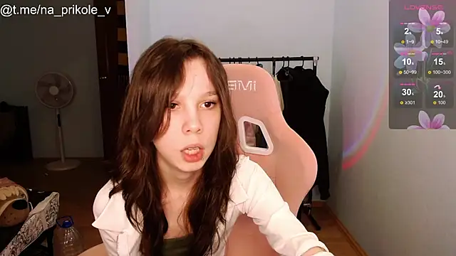 Snapshot of na_prikole_ chatting on 09-30-25, 08:14 na prikole online show from 09-30-25, 08:14