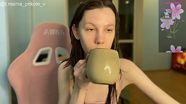 Snapshot of na_prikole_ chatting on 10-30-25, 06:08 na prikole online show from 10-30-25, 06:08