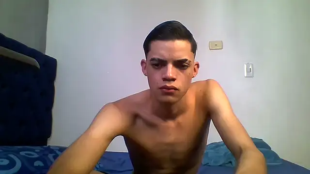 Latinos 2001 online show from 06-13-26, 06:39