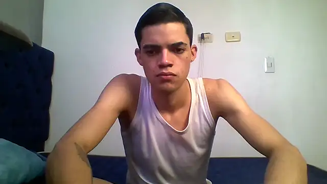 Latinos 2001 online show from 07-06-26, 02:14