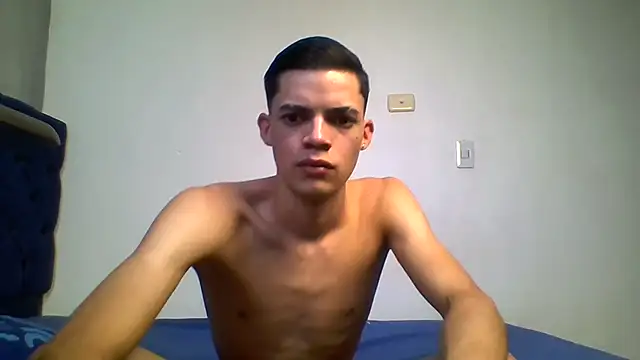 Latinos 2001 online show from 08-01-26, 10:19