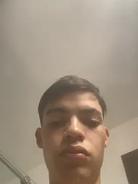 Latinos 2001 online show from 08-09-26, 02:33