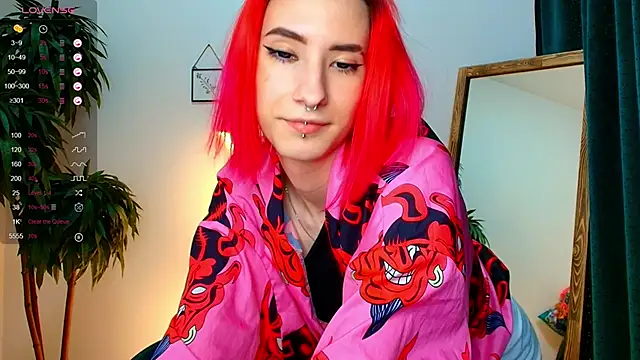 Snapshot of Kar1_na_ chatting on 01-17-25, 12:10 Kar1 na online show from 01-17-25, 12:10