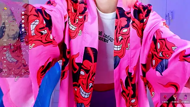 Snapshot of Kar1_na_ chatting on 03-05-25, 08:32 Kar1 na online show from 03-05-25, 08:32