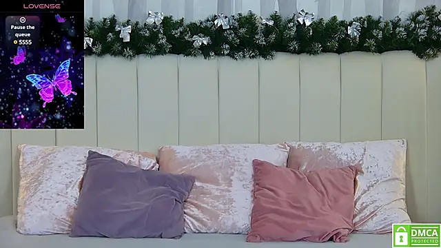 Snapshot of Eva__Summer chatting on 01-16-25, 01:04 Eva Summer online show from 01-16-25, 01:04