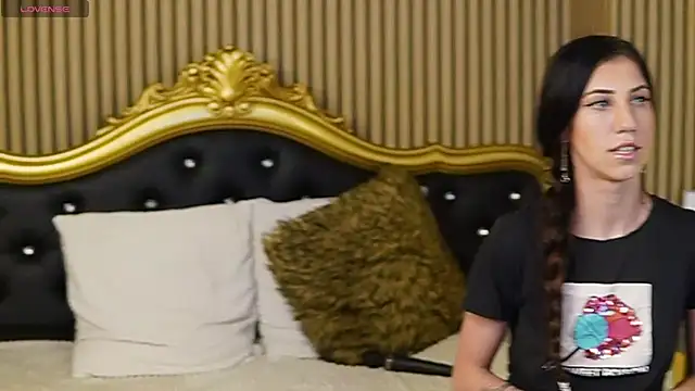 Snapshot of KeylaBlair chatting on 03-16-25, 06:01 KeylaBlair online show from 03-16-25, 06:01