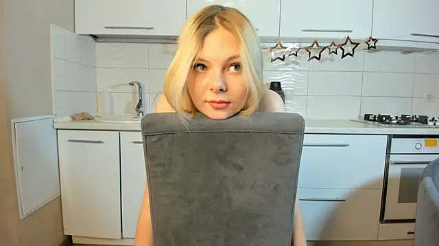 SynnoveEyre online show from 02-10-25, 05:52