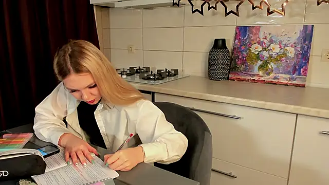 SynnoveEyre online show from 02-12-25, 02:21