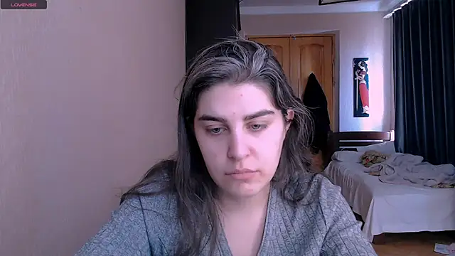 Snapshot of _Roselina_ chatting on 03-04-25, 07:30 Roselina online show from 03-04-25, 07:30