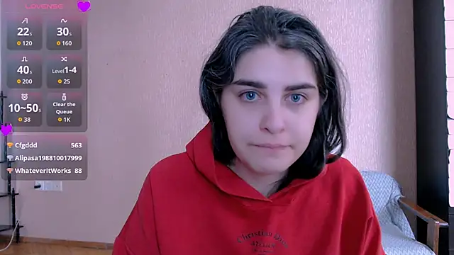 Snapshot of _Roselina_ chatting on 10-27-25, 07:01 Roselina online show from 10-27-25, 07:01