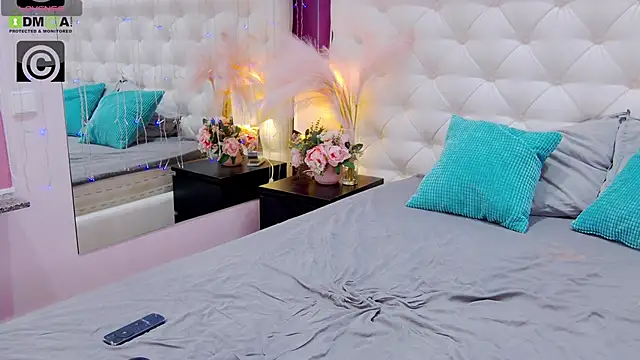 via mayer  online show from 01-30-25, 11:55