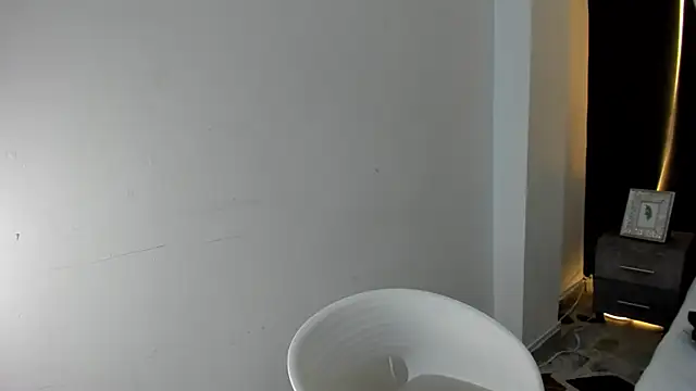 EthaanCox online show from 11-22-25, 09:14