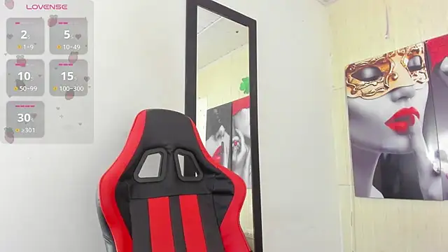 Snapshot of Miss_sparkle00 chatting on 10-04-25, 04:32 Miss sparkle00 online show from 10-04-25, 04:32