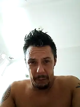 Santanacumxplod online show from 01-31-25, 07:40