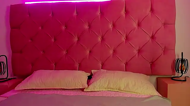 Snapshot of AndySaenzz chatting on 03-05-25, 02:34 AndySaenzz online show from 03-05-25, 02:34