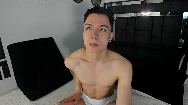 alanblack1 online show from 10-30-25, 04:19