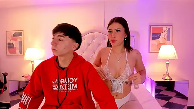 Snapshot of ethan_and_ava chatting on 02-01-25, 01:51 ethan and ava online show from 02-01-25, 01:51